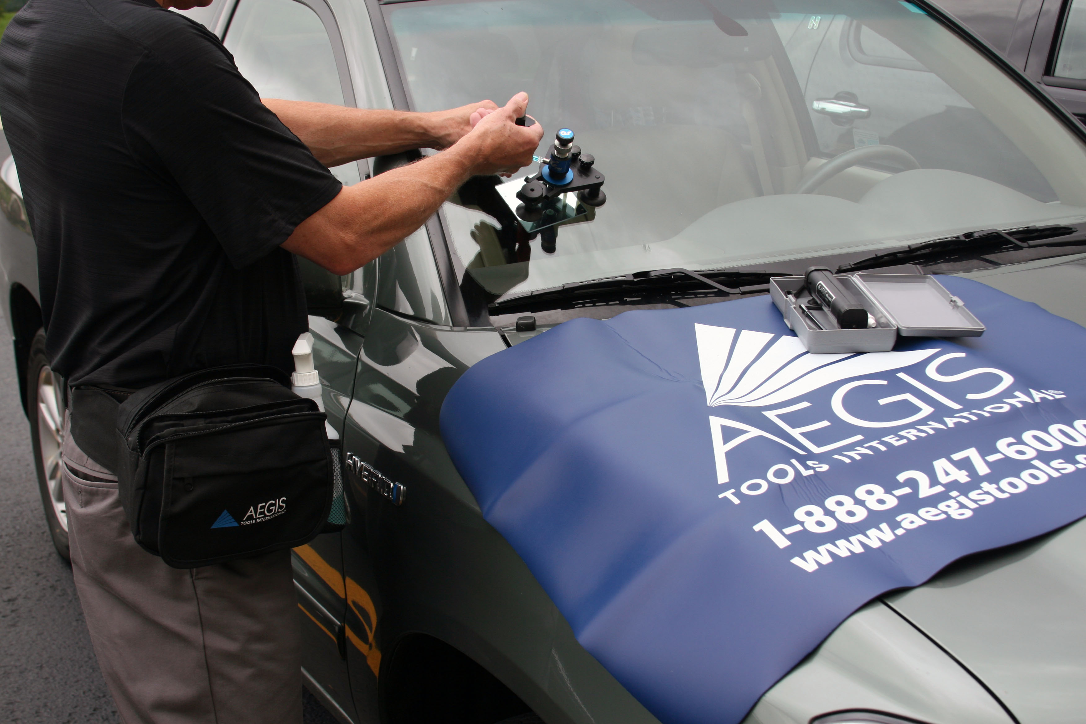 AEGIS QuickSilver Technology™ QuickDraw Windshield Repair Kit AEGIS TOOLS INTERNATIONAL, INC.®